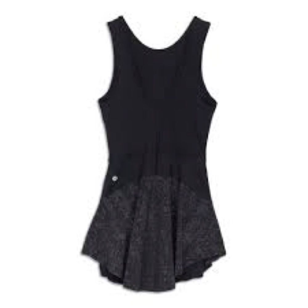 Lululemon Serene Stride Dress Black Reflective size：2  New without Tags